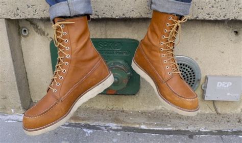 Red Wing 877 Boot Review - The Legendary 8-Inch Moc Toe | Stridewise