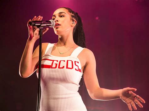 Jorja Smith review, Shepherd's Bush Empire, London: Brits Critics