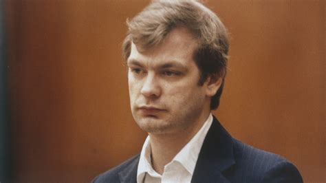 Never-Before-Seen Jeffrey Dahmer Crime Scene Photos Graphic Surface - e2xx4mr