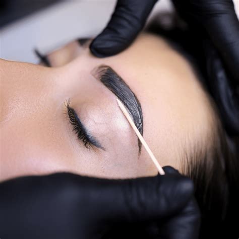 curso  diseno de cejas  henna braun institute