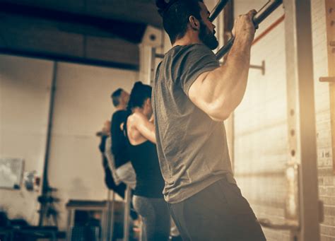 negative pull ups   perform benefits  muscles worked