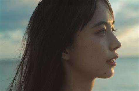 Hiroe Igeta 1st Photobook - JEFusion