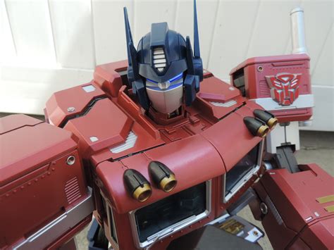 Toy Alliance: Mega Action Series 01 Optimus Prime