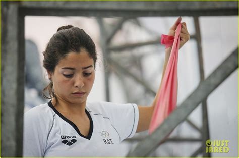 Who is Yusra Mardini? Olympics' Refugee Swimmer Captures Hearts for ...