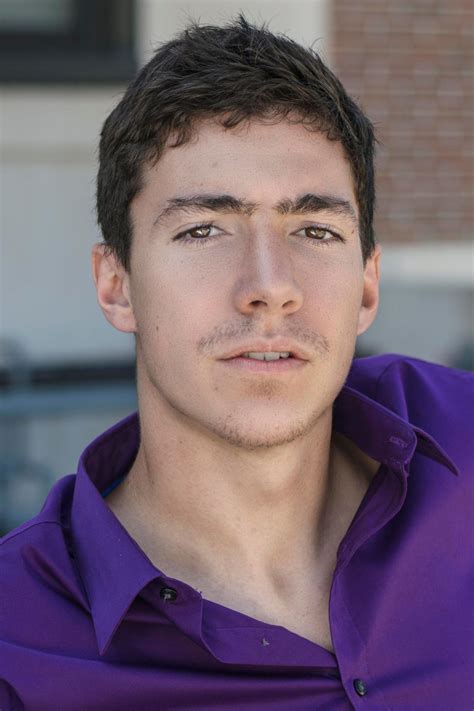 Tyler Chase - FilmAffinity