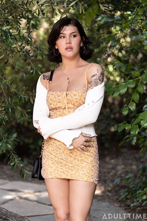 Daisy Taylor, brunette, pornstar, transgender, tattoo, hoop earrings