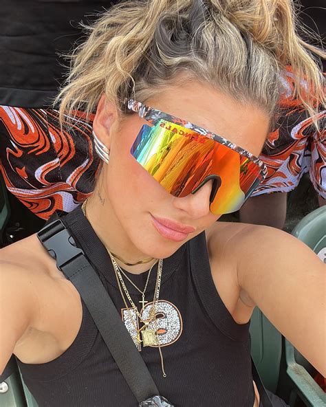 Tianna Robillard | who dey baby 🧡 | Instagram