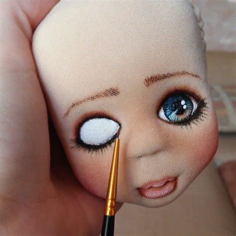 смолякова Галина on Instagram: “Рисуем глазки.Вдыхаем душу...#процесс # ...