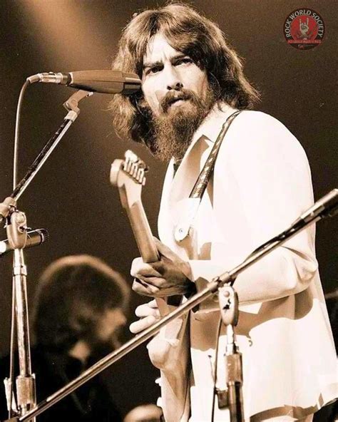 rock george harrison   stage  madison square garden