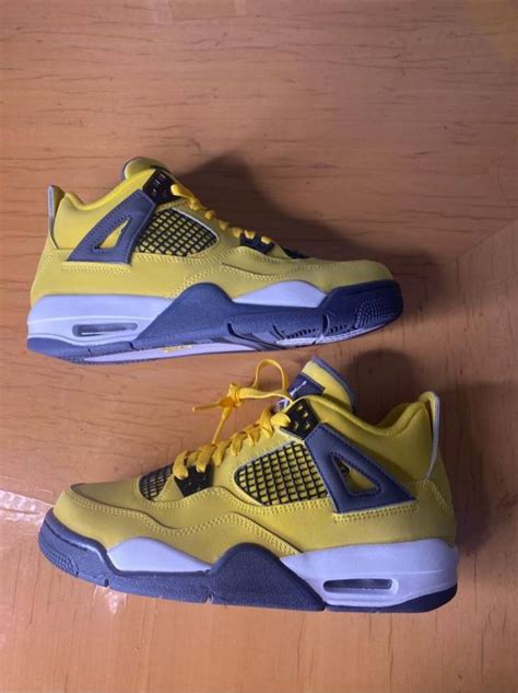 Air Jordan 4 Retro Lightning | Kixify Marketplace