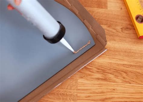 how long liquid nails to dry