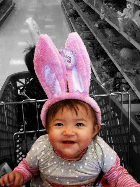 The Uminchu Crew: Mia Bunny