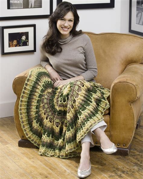 Crochet Circle Afghan | FaveCrafts.com