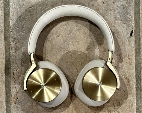 Beoplay H95 Hovedtelefoner - radioogtveksperten.dk