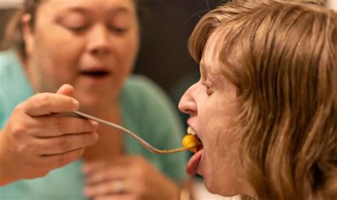 Swallowing difficulties: Signs, risks and support available