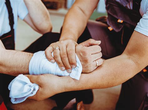 common mistakes   incident occurs   workplace  safety