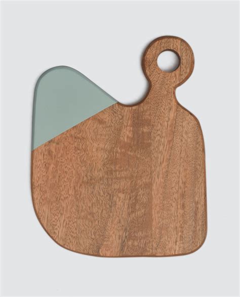 Mango Wood Cutting Board 30137