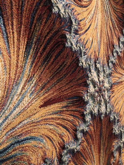 Surging Fractals and Glitches Are Woven into Mesmerizing Blankets by Zouassi — Colossal