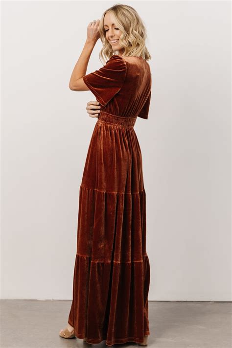 Artemis Velvet Maxi Dress | Black | Baltic Born