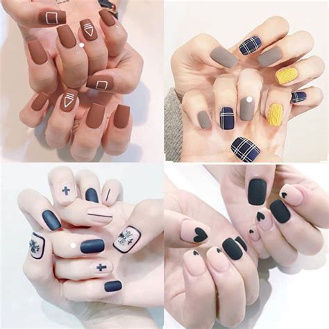 Sharing over 60 stunning two-tone nail designs