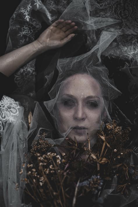 Dark Water Horror Portraits ⋆ Kelly Jean Horror Photography