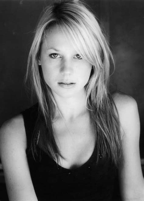 Poze Kristen Hager - Actor - Poza 8 din 11 - CineMagia.ro