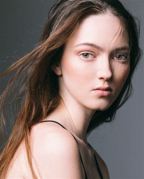 Polina P | Avant Models