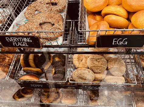 SIEGEL’S BAGELMANIA - 1881 Photos & 783 Reviews - 252 Convention Ctr Dr ...