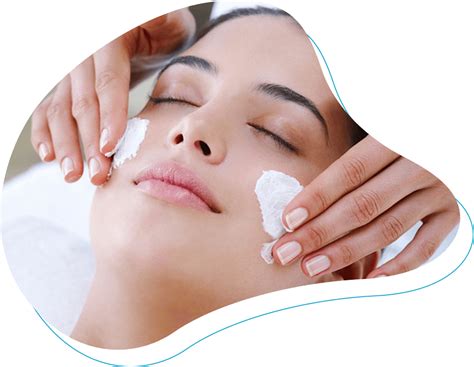 Deep Cleansing – Unique Clinic