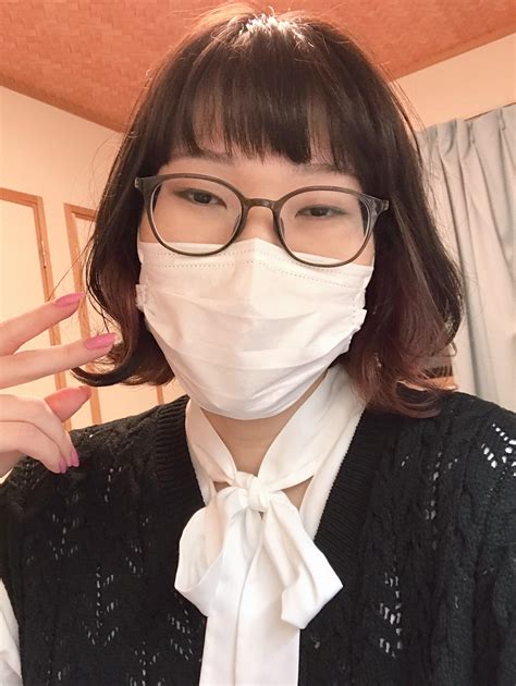 Hiiii~ first time posting here! I got my hair done and I feel really