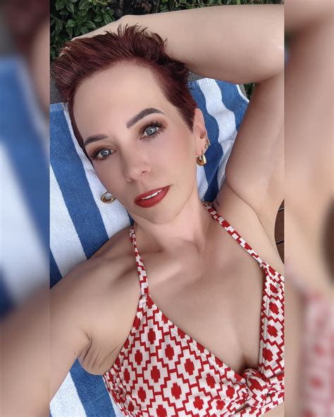 Ruby Lynne (@rubylynneofficial) • Instagram photos and videos