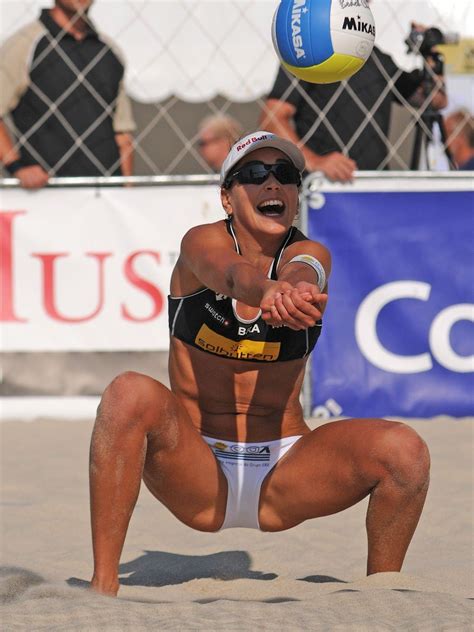 Carolina Salgado | Beach volleyball pictures, Beach volleyball