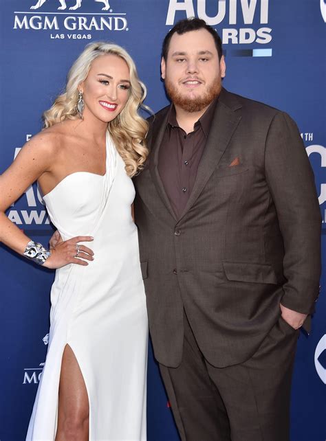 Who Is Luke Combs Wife Nicole Hocking Celeb Jam - vrogue.co
