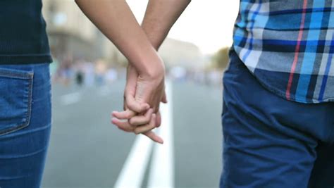 tips  berkomunikasi  lebih baik  pasangan  hours