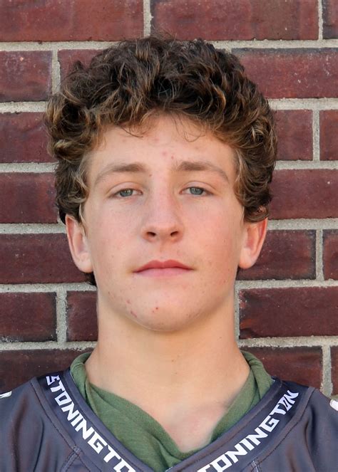 Football: Bears overcome 13-point deficit in road win vs. Weaver