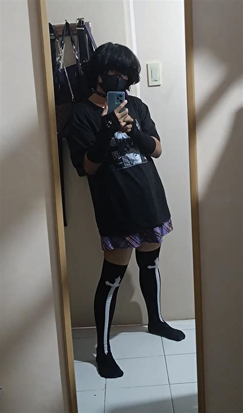 I like my new thigh highs ^~^ : r/femboy