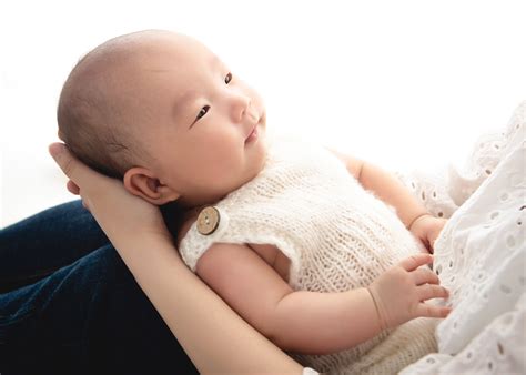 melbourne newborn photographer  month  newborns photography