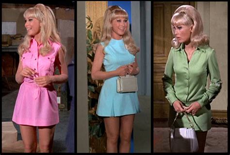 Retro Threadz Vintage: MOD Monday - Barbara Eden