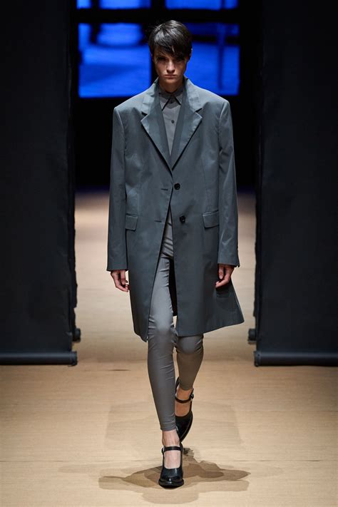 Prada Spring 2023 Ready-to-Wear Fashion Show | Vogue