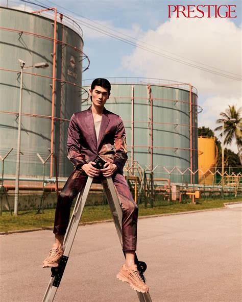 How Stylish Gentlemen Welcome the Summer