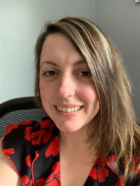 michelle buck medium