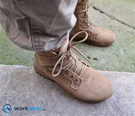 How Should Work Boots Fit? Should they be loose or tight? | WorkWear.org