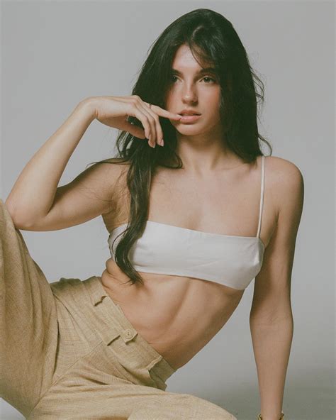 Savannah Demers | getting naked hbu | Instagram