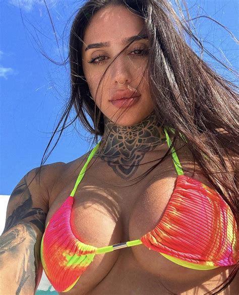 Bakhar Nabieva (5’7) Beautiful. : r/BeautifulWomenFitness