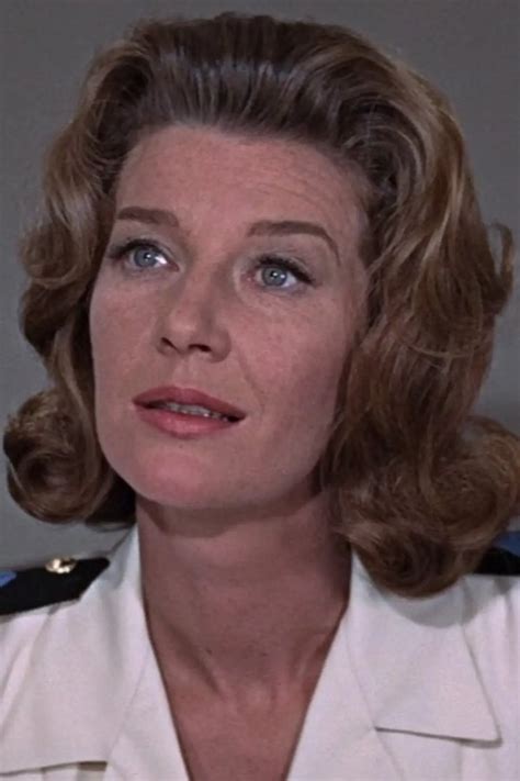 Lois Maxwell biographie, news, photos, vidéos et avis