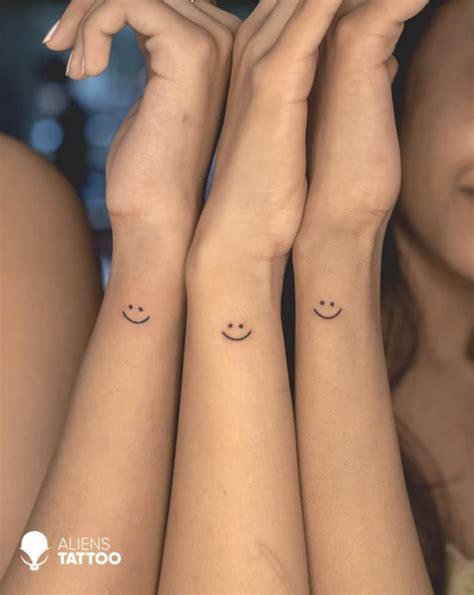 10 Small Face Tattoo Symbols That Will Turn Heads - See Them Now!