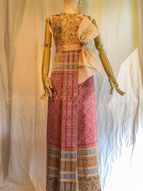 thai costume ideas thai silk dresses traditional dresses thai