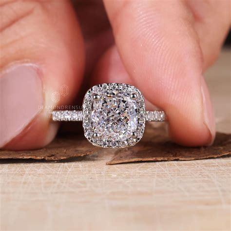 2 carat cushion cut diamond ring 5