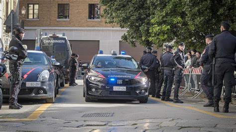 Italian Police Arrest 181 in ‘Important Blow’ to Cosa Nostra - The New