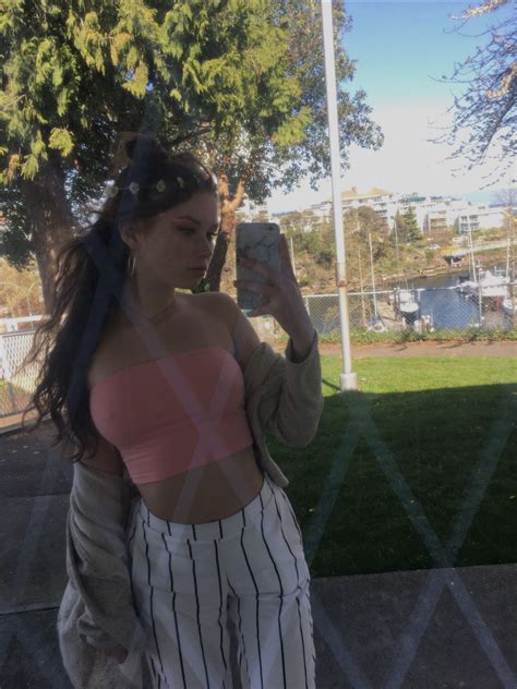 Lily-Ana Alexander – Social Media 05/02/2018 • CelebMafia